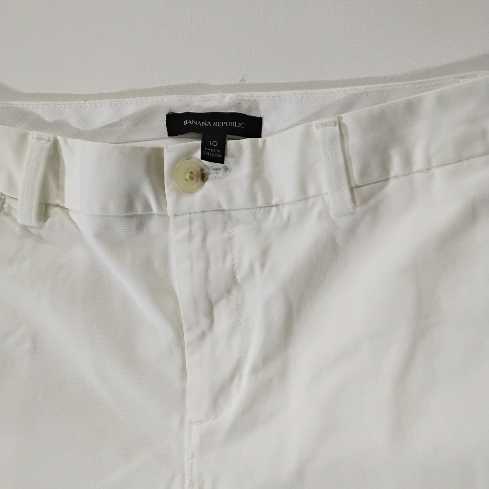 Banana Republic Shorts Womens Size 10 White Rolled Hem Bermuda Classic Coastal - Picture 3 of 4